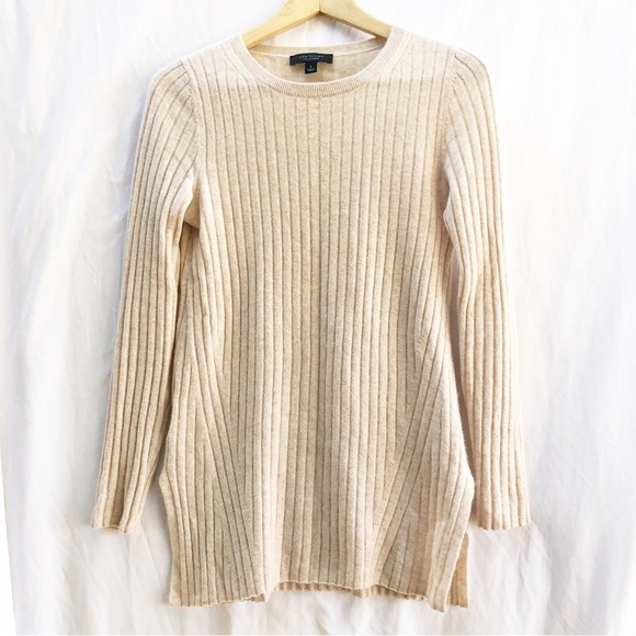 ANN TAYLOR | SMALL CREAM RIBBED 100% CASHMERE LONG SLEEVED SOFT SWEATER - Picture 1 of 5